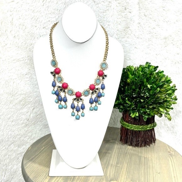 Multi Color Rhinestones Crystals Fan Cluster Statement Babble Necklace - Picture 3 of 7